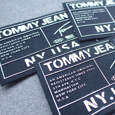 Raised White Logo Taffeta OEKO Custom Neck Labels Silk Printing Silicon