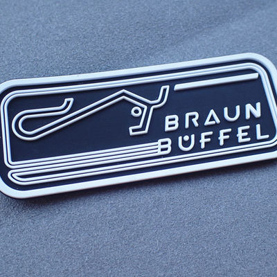 Multi Shape Seal Size ODM Rubber Clothing Labels