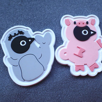 silicon clothing labels Durable Embossed Rohs Silicone Clothing Labels