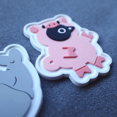 silicon clothing labels Durable Embossed Rohs Silicone Clothing Labels