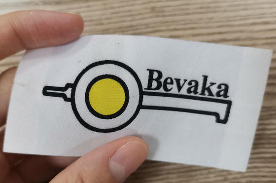 Customized T Shirt Garment Woven Label Cotton Washable For Clothes